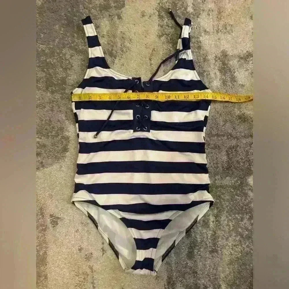 Women’s Navy Blue Mossimo One Piece Bathing Suit - Picture 6 of 7